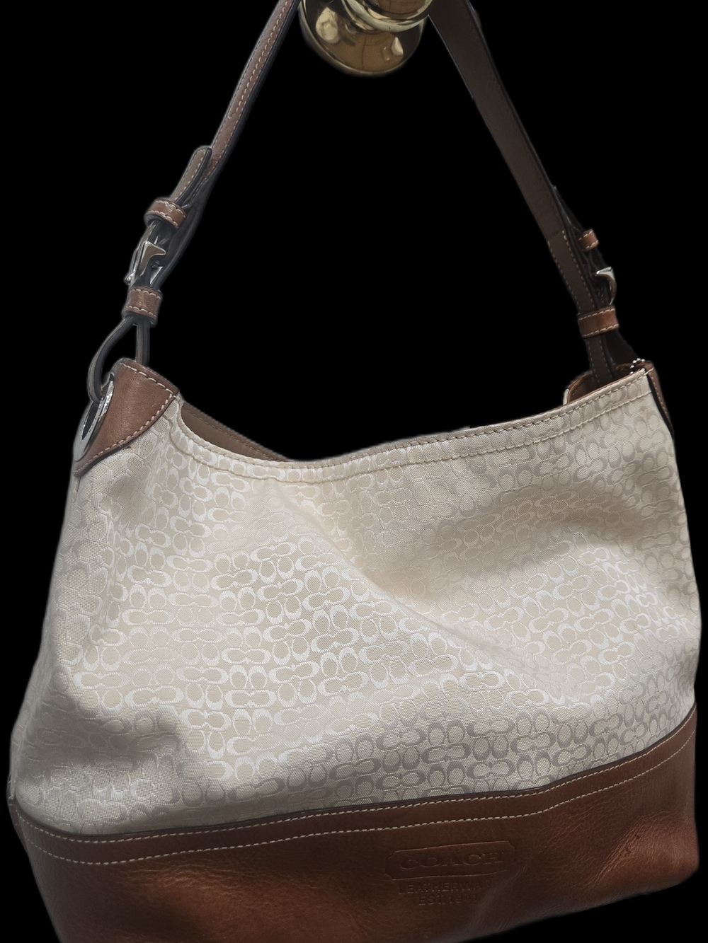 Coach Vintage Shoulder Hobo Bucket Bag White And Leather